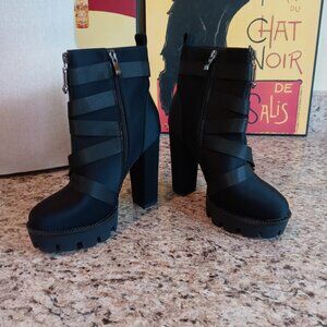 Wet Kiss Black Lycra Heeled Combat Platform Booties w/Straps EUC